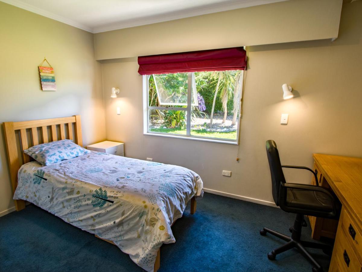 La Casa Al Mare - Golden Bay Beach House Tasman Extérieur photo